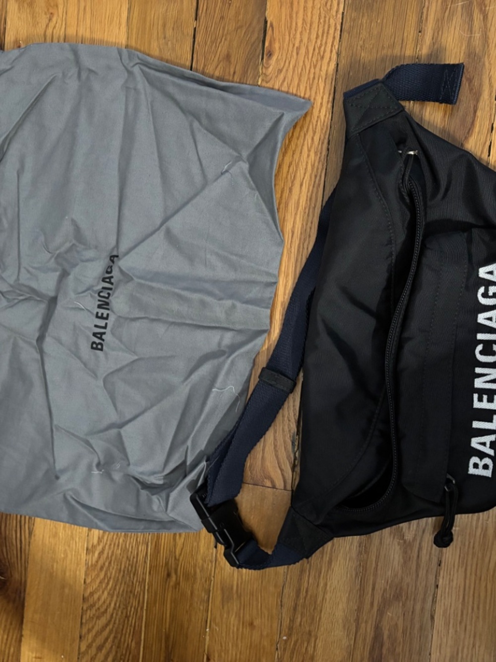 Authentic Balenciaga Wheel Belt Bag Fanny Pack - Picture 2 of 3